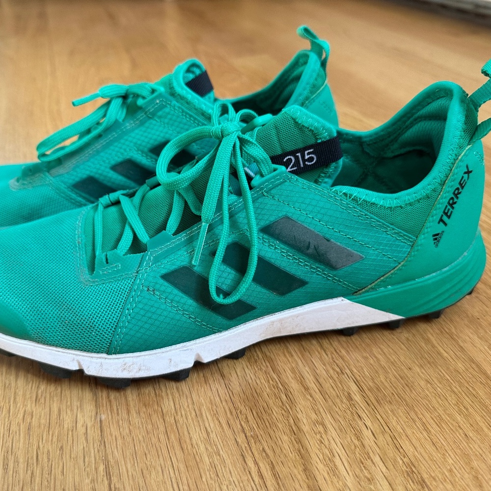 Women’s Adidas Terrex Sneakers Green Size 9 Slip On